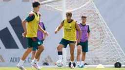 Real Madrid completes the first session of the day