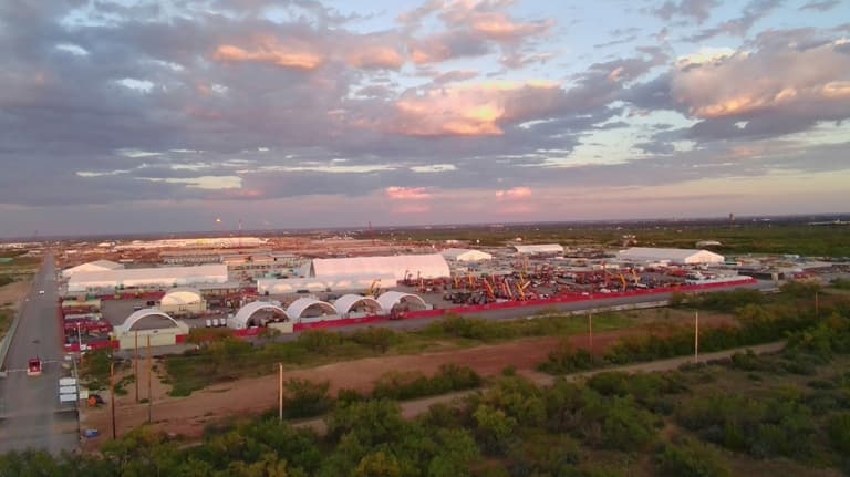 Microsoft takes over a Texas AI data center expansion after OpenAI backs away