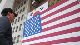 US, S. Korea talk army drills, innovation