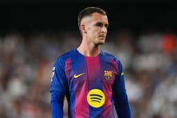 Barcelona set new price for Marc Casado as Hansi Flick ...