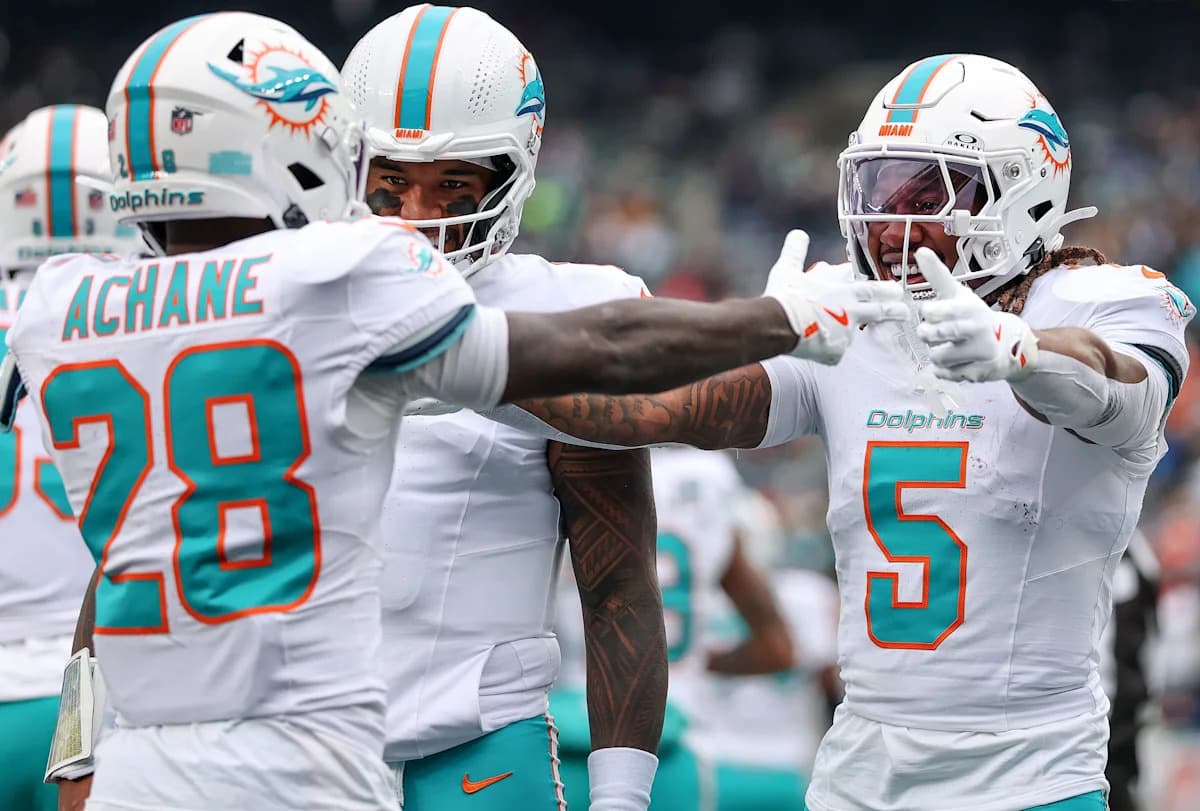 How will the Dolphins utilize their backfield Week 1? - Yahoo Sports