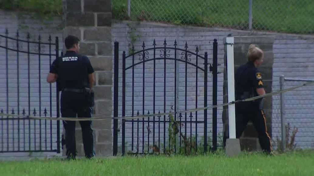 Omaha police urge people to avoid area of emergency ...