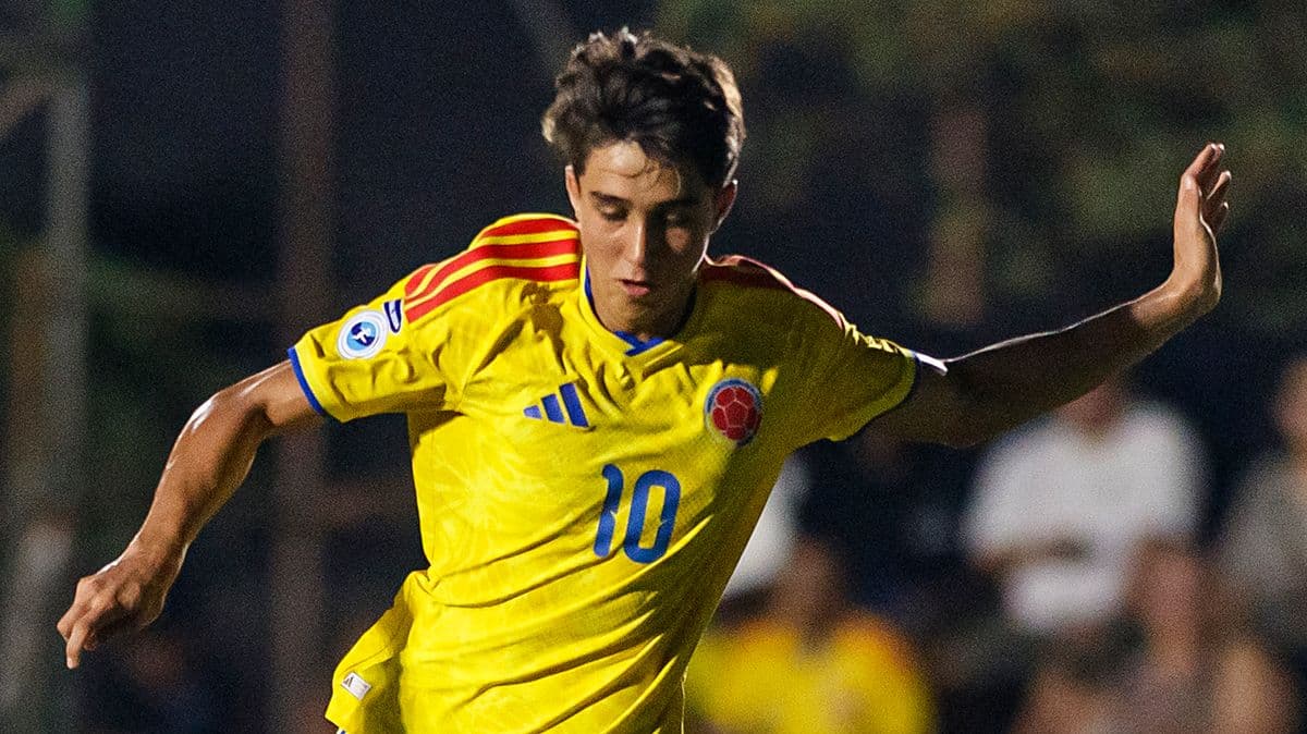 Liverpool finalising deal for 17-year-old wanted by ...