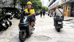 Easier credit access eyed for China's gig workers
