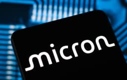 Micron's rally cools as analysts see long-term upside