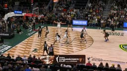 @WNBA: AND-1 🗣️

Kelsey Plum drives into the paint and gets the lay to land!

LAS-SEA | USA Network | 2026 ...
