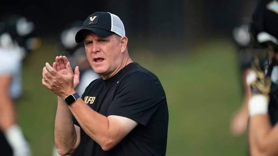 Exclusive: Vanderbilt Football's Bob Shoop Will Have Full ...
