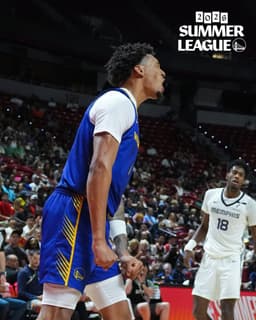 @warriors: Second half starts now👇 https://t.co/dvxaHo4olL