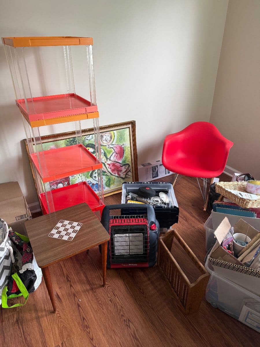 Darien Hoarder Tag Sale Everything Must Go