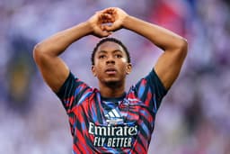 Transfer news LIVE: Man United eye shock move for Lewis ...
