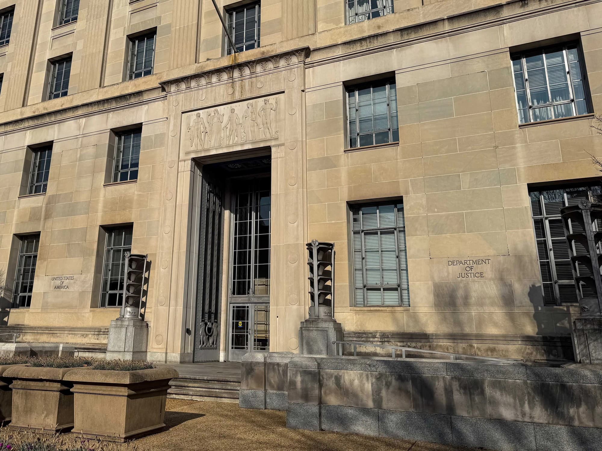 Trump administration petitions Supreme Court to review ruling on UC grant termination