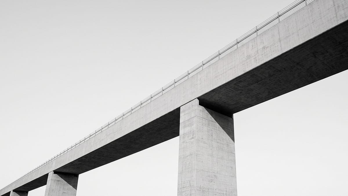 Can Rebalancing Flows Enhance Intraday Trend Trading?
