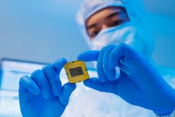 Better AI Chip Stock: Taiwan Semiconductor vs. Micron