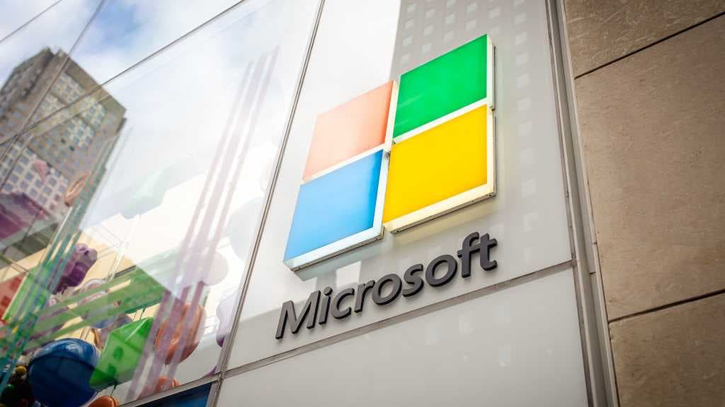 FTC broadens Microsoft probe to cloud, AI, and software bundling