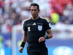 Conmebol define árbitro de Atlético x Santos na Sul-Americana
