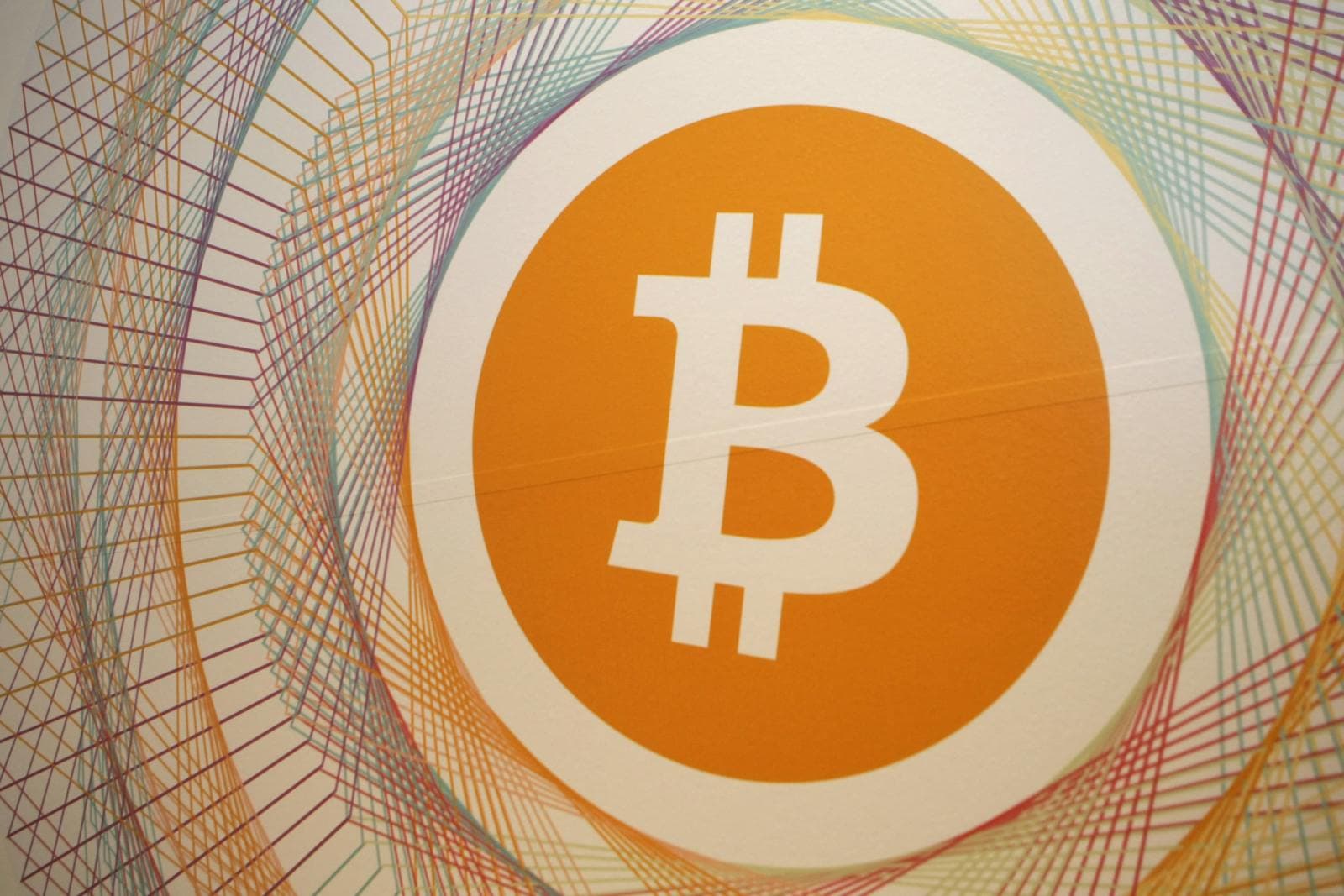 Bitcoin stuck in the $70000 range after $1.26 billion left bitcoin ETFs last week