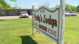 Patty's Lodge tenants stay put after legal advocates call closure notices 'unlawful'