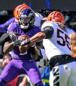 Ravens collapse again in deflating 35-13 loss to Bengals