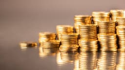 JPMorgan tweaks gold price target as Fed risks return