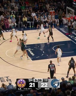 @LASparks: Dearica is in the drivers seat. 

@dearicamarie x @WNBA https://t.co/2DUY89hG1w