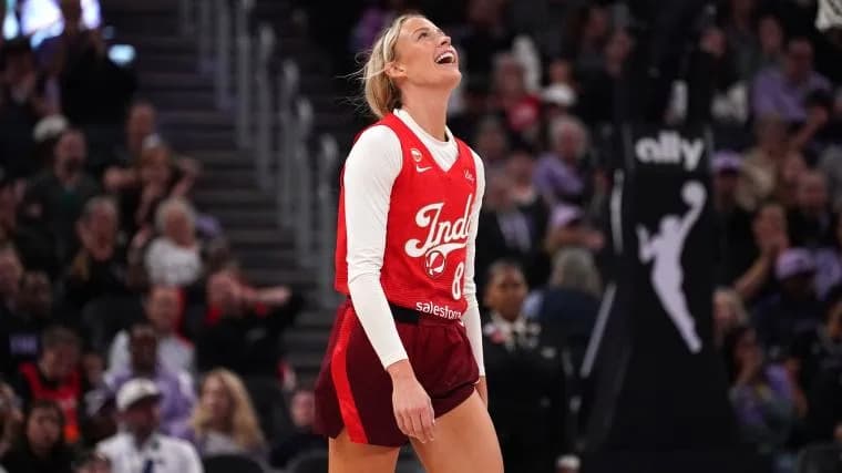 Sophie Cunningham shows off legs in striking all-black outfit