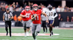 Jackson Arnold accounts for 5 TDs as UNLV beats ...