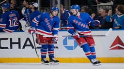 Rangers end Lightning's win streak, 4-1