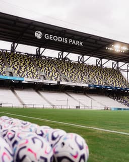 @LFC: All set at Geodis Park 🇺🇸 https://t.co/I1hOP0b2jG