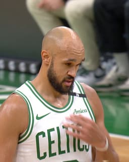 @celtics: The look on his face 🤣🤣🤣