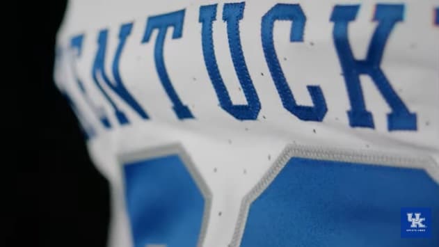 Kentucky Linebacker Sam Greene Named Comeback ...