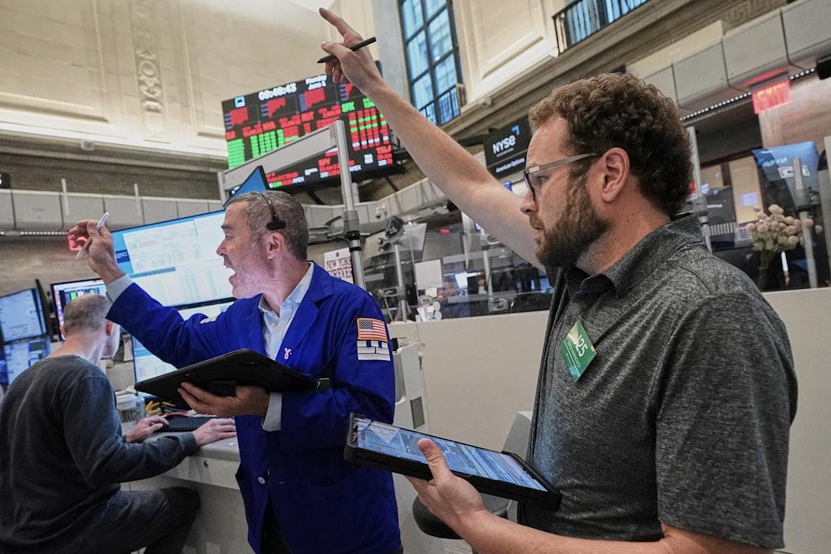 Oil spikes $109+WTI/$104-109Brent Hormuz Trump Iran; XLE rot VST AI nuc power risk $135