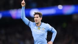 Arsenal linked with free transfer move for ex-Champions ...