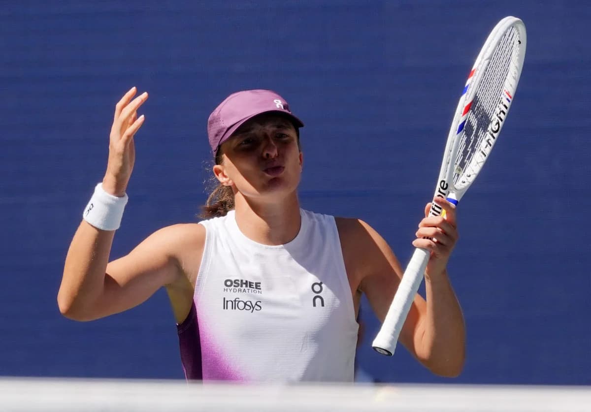Stubbs Reacts After Iga Świątek's Coach Roig Gets 'Mad' at US ...