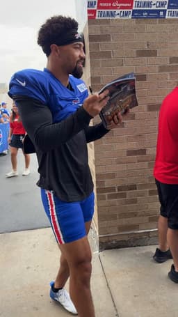 @BuffaloBills: Switching things up for the final day of camp! ✍️ https://t.co/ZsljZEfs33