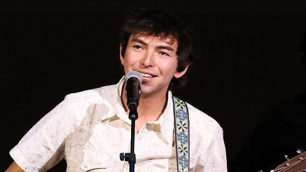 Country star Wyatt Flores announces new album 'Scared of Heights,' new song out Friday