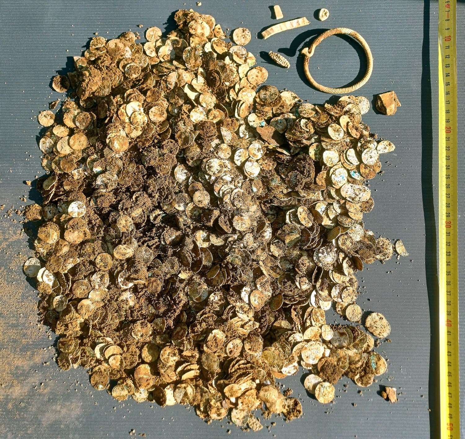 Major Viking-Age Silver Hoards in Norway and Finland