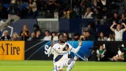 Galaxy's defense stands tall in victorious return to action ...