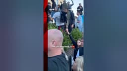 Protesters and police clash in Southampton at Henry Nowak protest. #Southampton #BBCNews