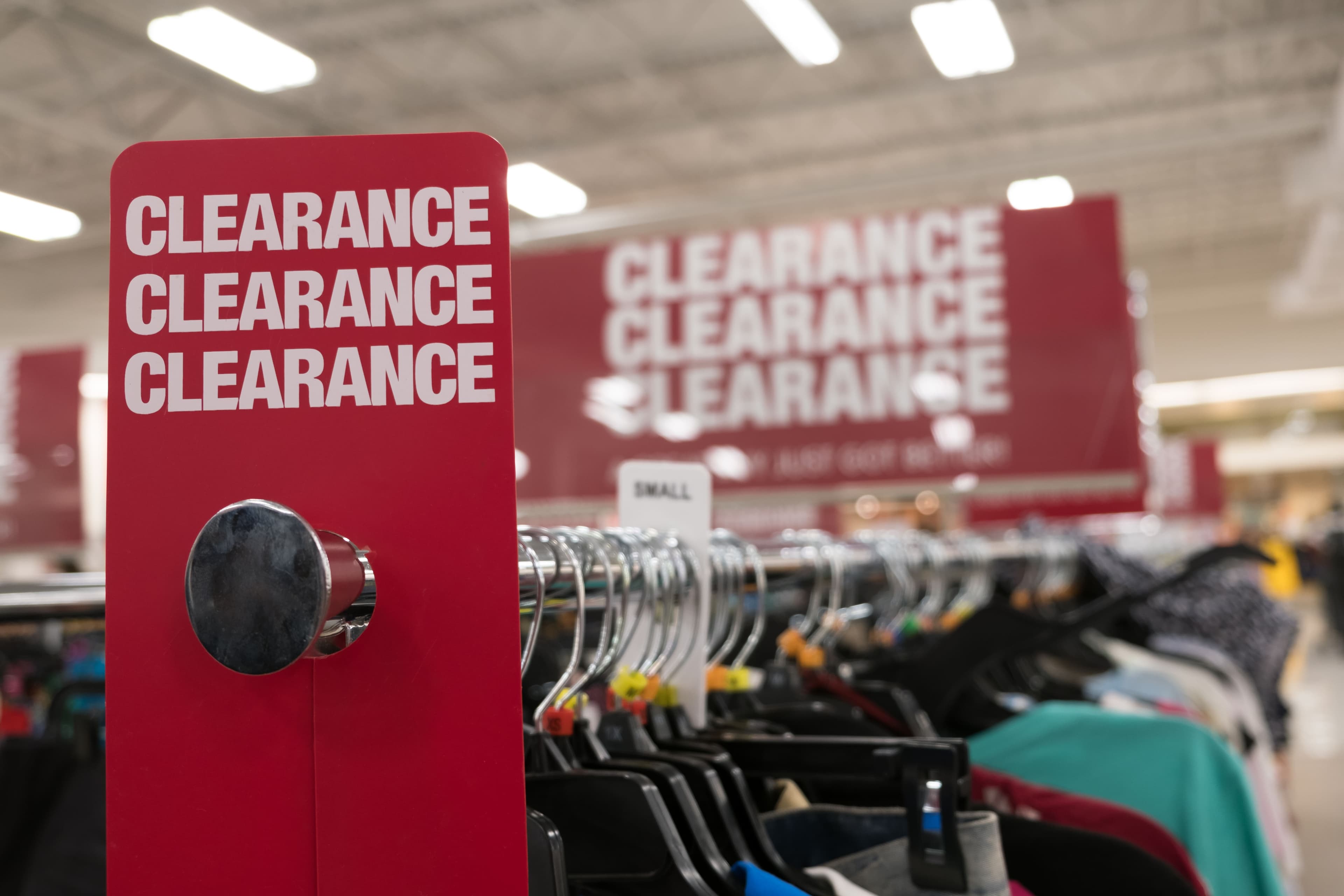 Markdown Laddering: End-of-Season Clearance Playbook