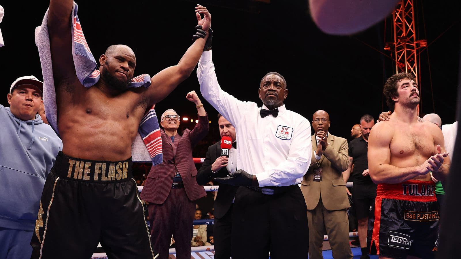 Frank Sanchez wants to challenge Oleksandr Usyk 'as soon as possible' after earning world title fight with KO win | Boxing News | Sky Sports