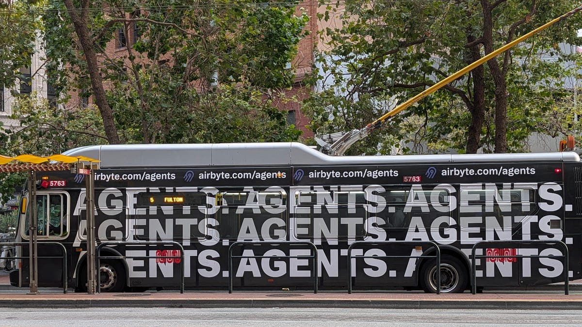 Agents. Agents. Agents. - Signal Over Noise — by Doneyli