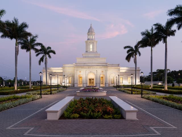 Public Invited to Tour the Managua Nicaragua Temple