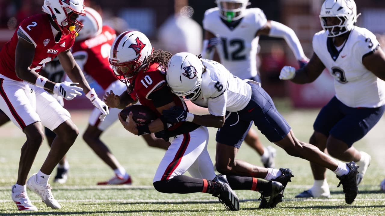 UConn Stumbles at Miami (OH), 24-21