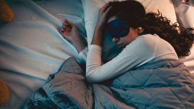 Long Sleep Duration Linked to Higher Alzheimer’s Blood Biomarker