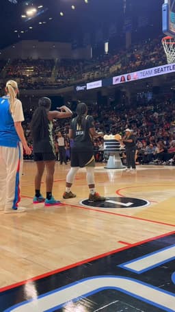 @WNBA: That's a hard number to beat 🫡

Seattle finishes the round with 24 PTS!

@Kia | #KiaShootingStars ht...