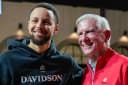 Steph Curry goes back to Davidson as the best shooter in NBA history gets honored | Marca