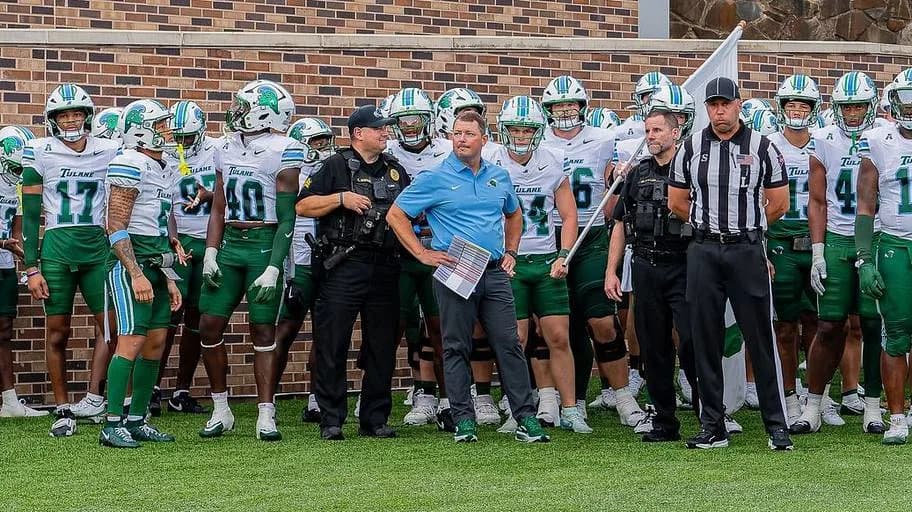 Tulane's Hall Names a New Starting QB vs South Alabama