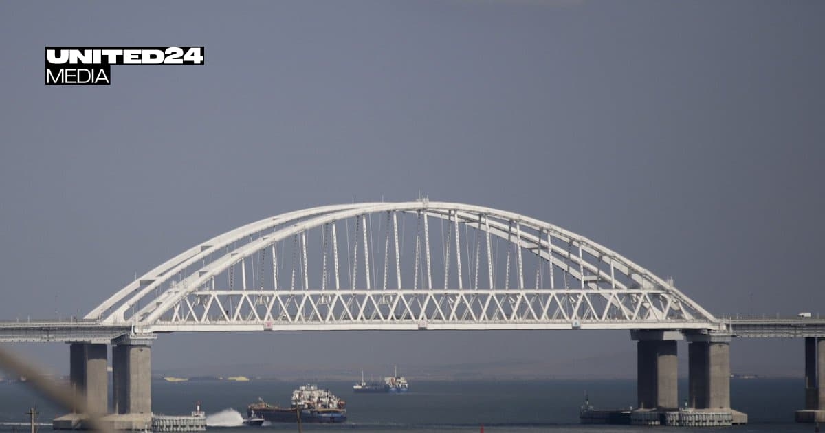 Russia Halts Shipping Through Kerch Strait After Ukrainian ...