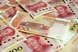 China’s yuan slips from 3-week high as Trump vows sustained strikes on Iran - Markets - Business Recorder