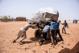 الجيش يتمسك بمفتاح العودة للفاشر ويضيق الخناق على الكرمك